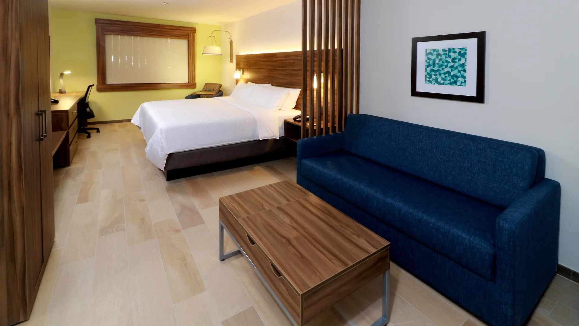 Holiday Inn Express & Suites - Playa Del Carmen By Ihg Hotel